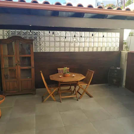 Apartment Superb And Relaxing View Over The Bay & Mountains Of Funchal. Bbq & Wifi Madeira Island