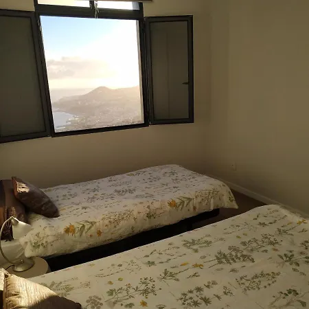 Apartment Superb And Relaxing View Over The Bay & Mountains Of Funchal. Bbq & Wifi *